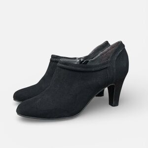 Ann Merino Vegan Suede Bootie in Black Size 8 1/2